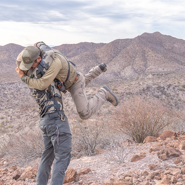 1st Place - Hunter In The Field