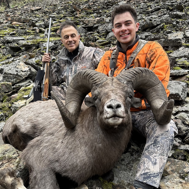 Alexander Sharif – Bighorn