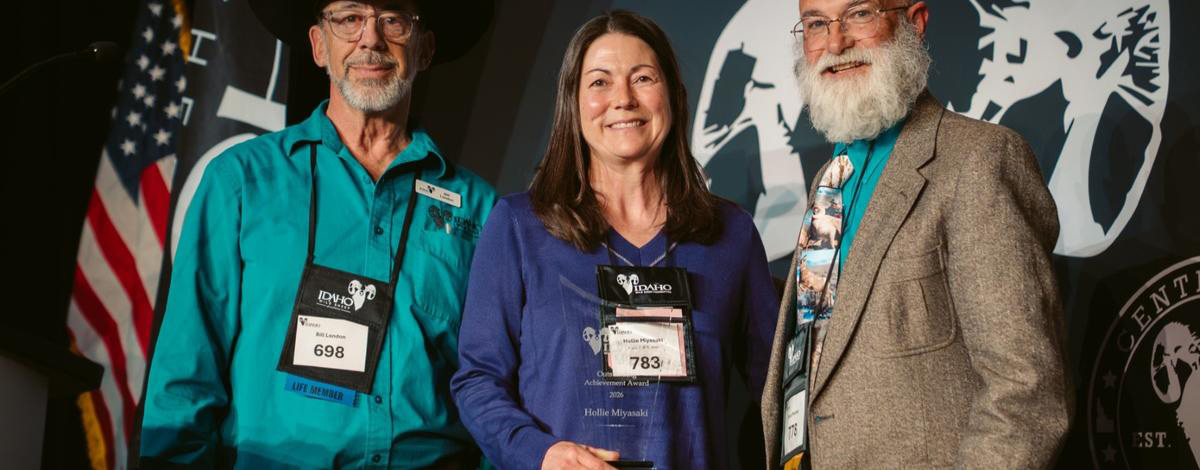Bill London (ID WSF) was on hand to congratulate IDFG biologies Hollie Miyasaki